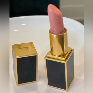 TOM FORD lipstick lip color 12 NUDE VANILLE. Gently Used.